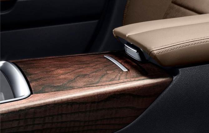 巴斯特的极致天窗工艺澳门新葡京网站遇见伟(图4)